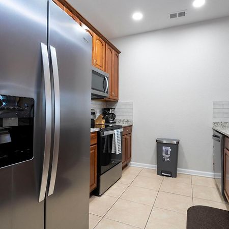 Location Location Orlando Resort Near All Parks! Int'L Dr Екстер'єр фото